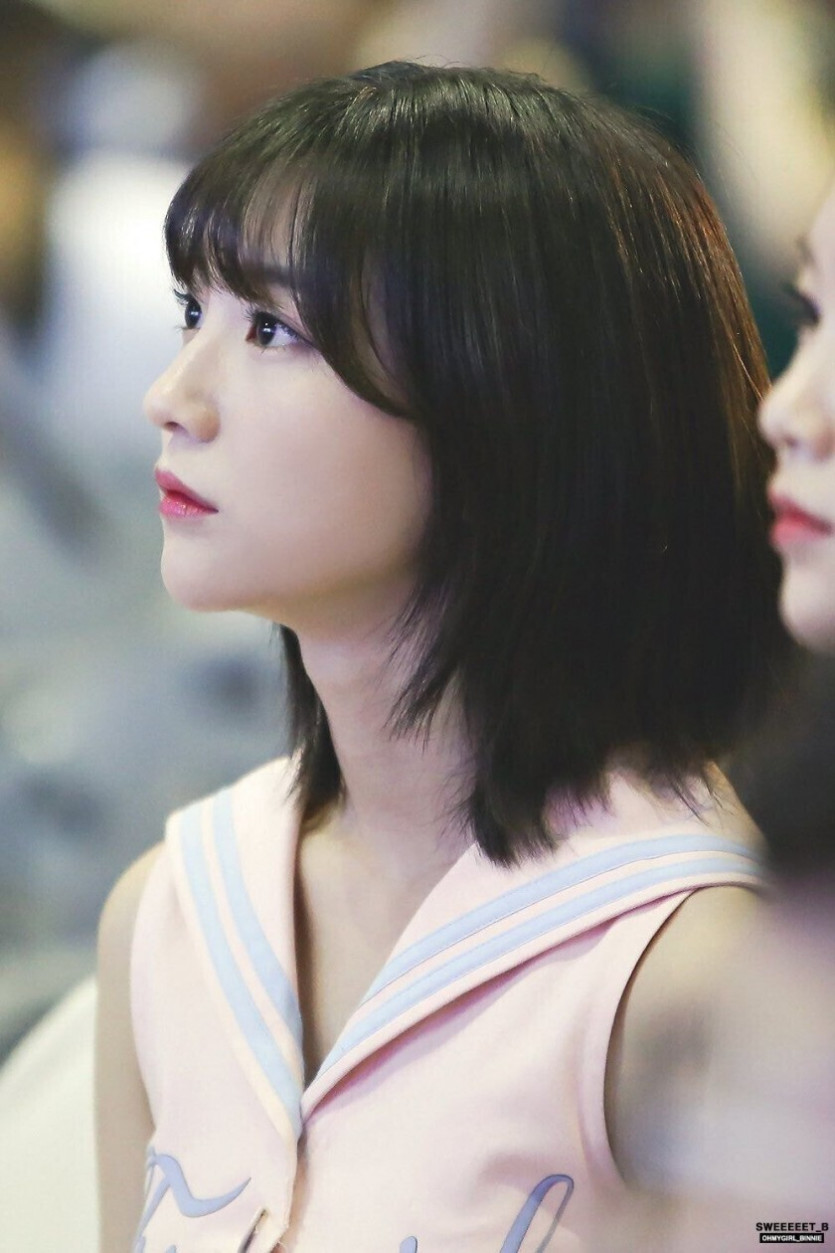 OH MY GIRL's BINNIE