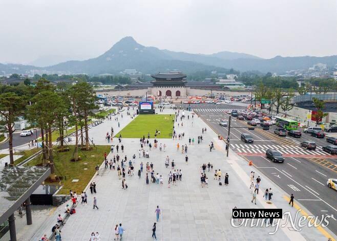 It's twice as wide as Gwanghwamun Square