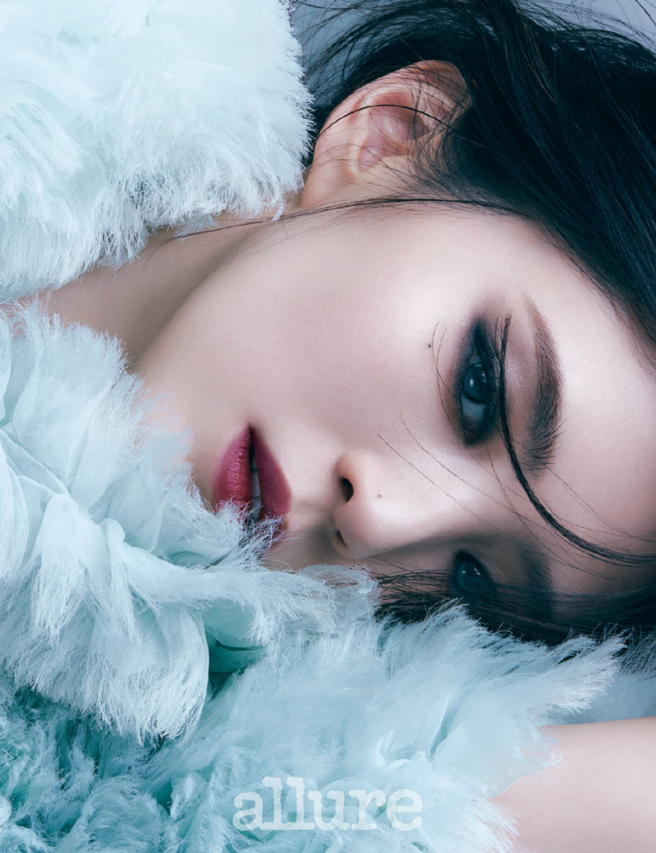 Han Sohee's Allure pictorial