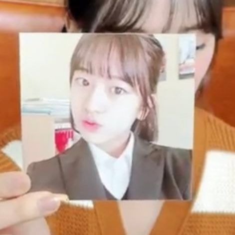When I was a trainee at Starship, I took pictures of Ahn Yujin, a middle school student Ahn Yujin