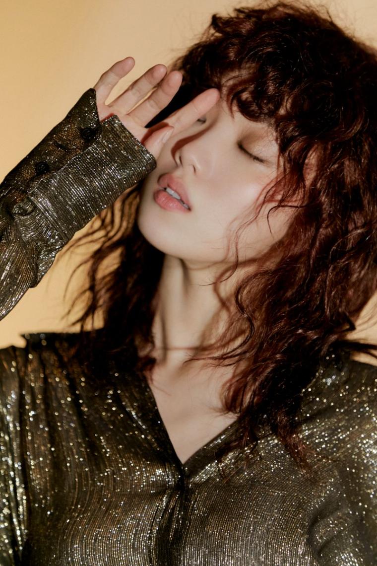 Behind the scenes of Lee Sungkyung's pictorial