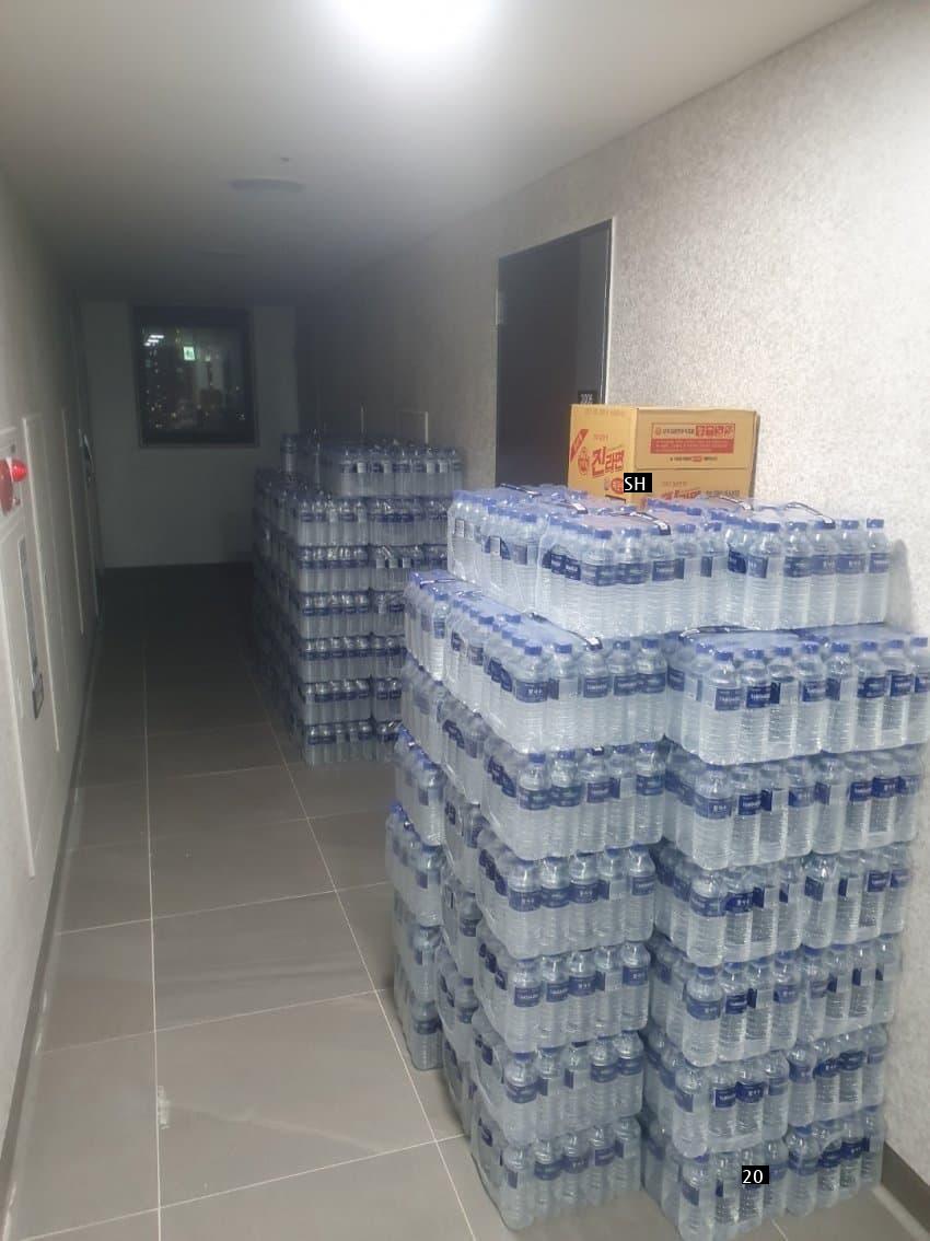 I ordered water to live alone for two years