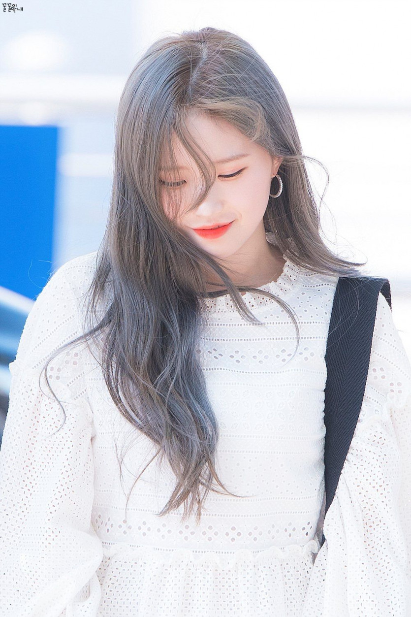 Song Hayoung of fromis_9