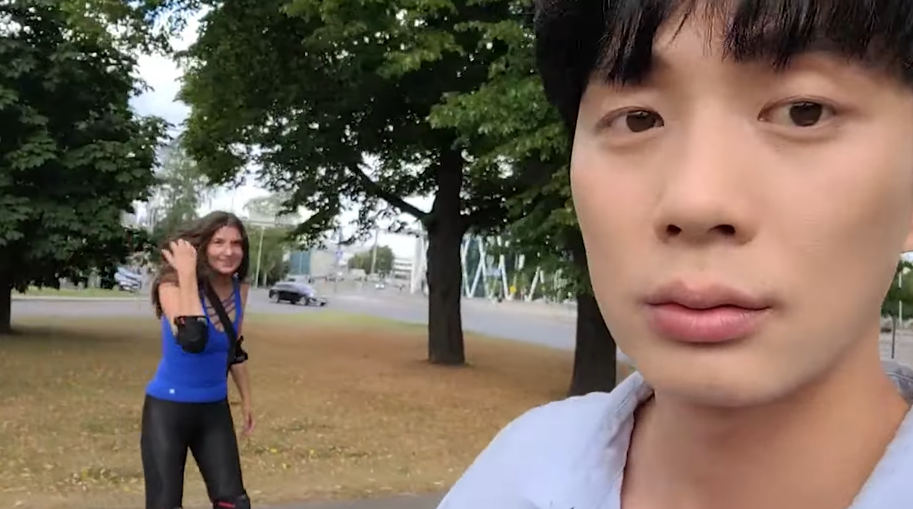 Korean Man Guesses Why Estonian People Are Kind to Asians JPG