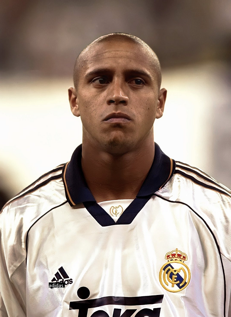 (SOUND)Why is Roberto Carlos called the devil's left foot?