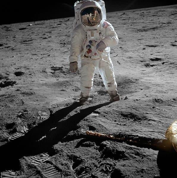 What I didn't know about the moon landing