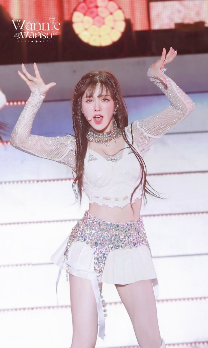 Wendy on stage