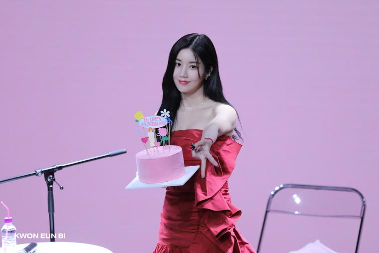 Kwon Eunbi, happy EUNBI DAY music show behind