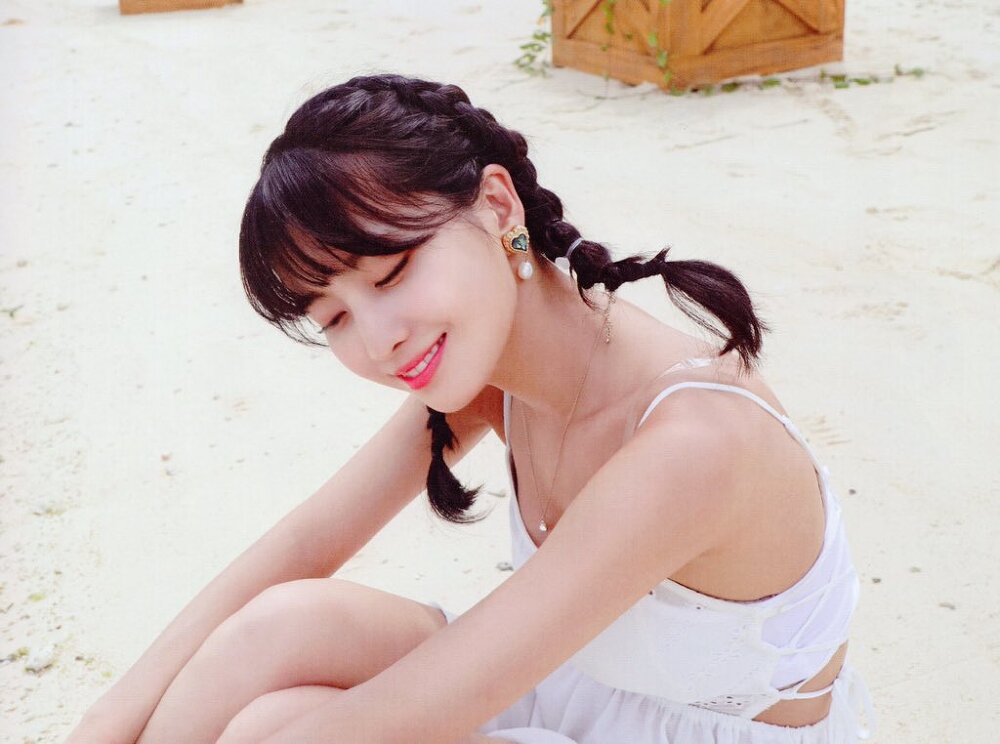 MOMO