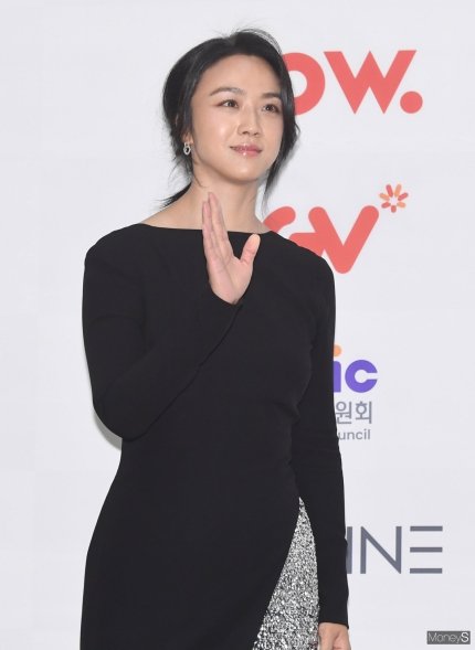 Tang Wei in Yeongpyeong