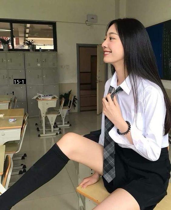 Shocking twist of Japanese high school girl pictures.jpg