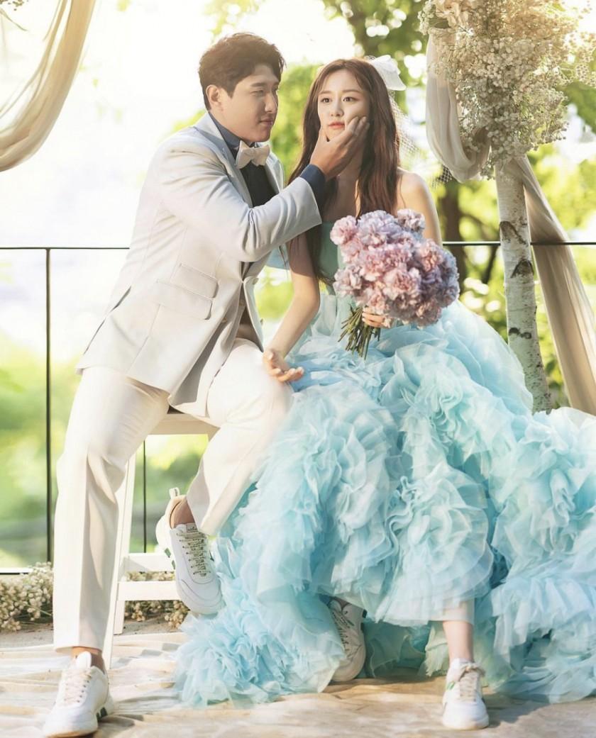 KT Hwang Jae-kyun - T-ARA Jiyeon Wedding Photo