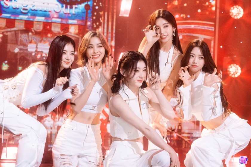 ITZY ITZY Inkigayo PD Note Photo Sketch