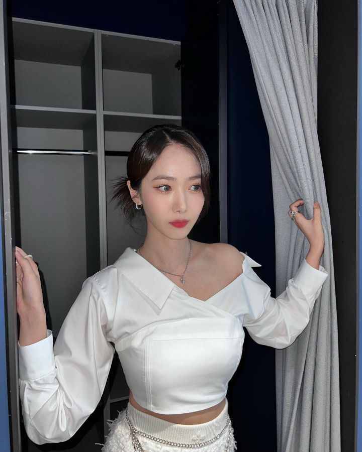 White SinB Insta