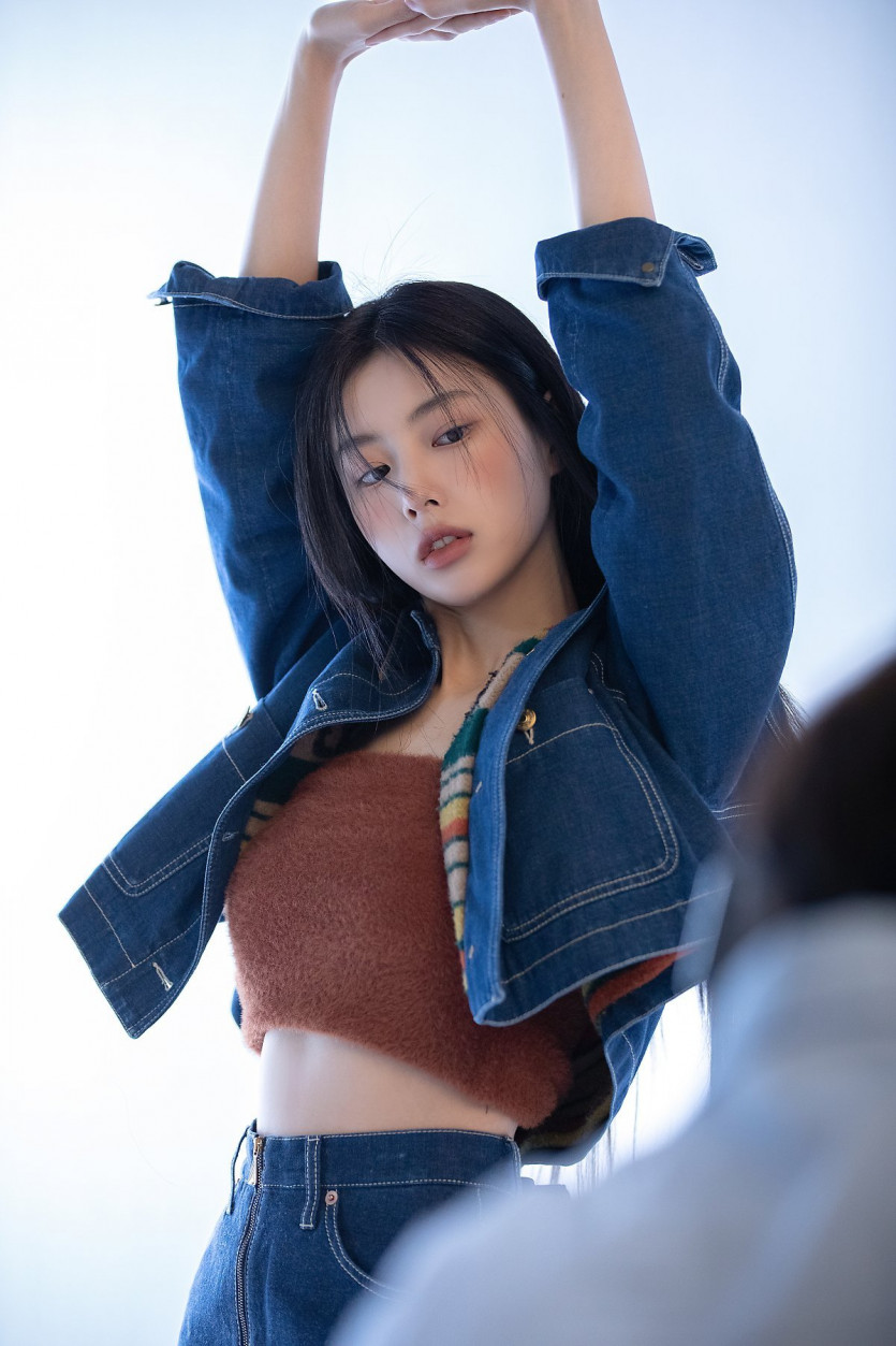 Kang Hyewon