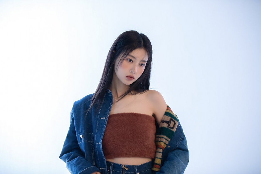 Kang Hyewon