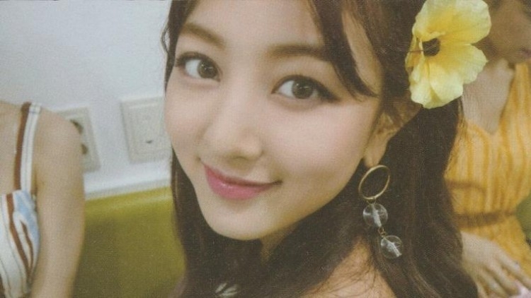 TWICE JIHYO