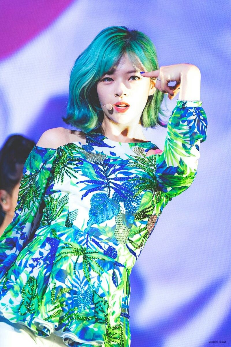 TWICE JEONGYEON