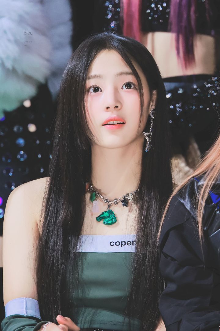 Minji's nose bridge