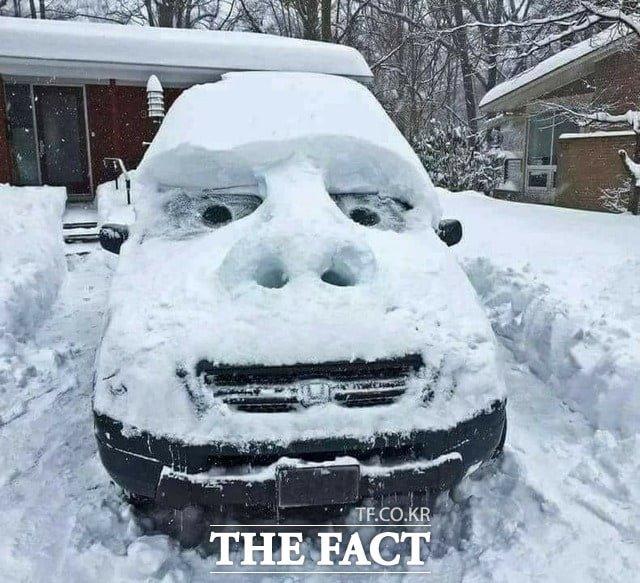 a work of art born during heavy snow