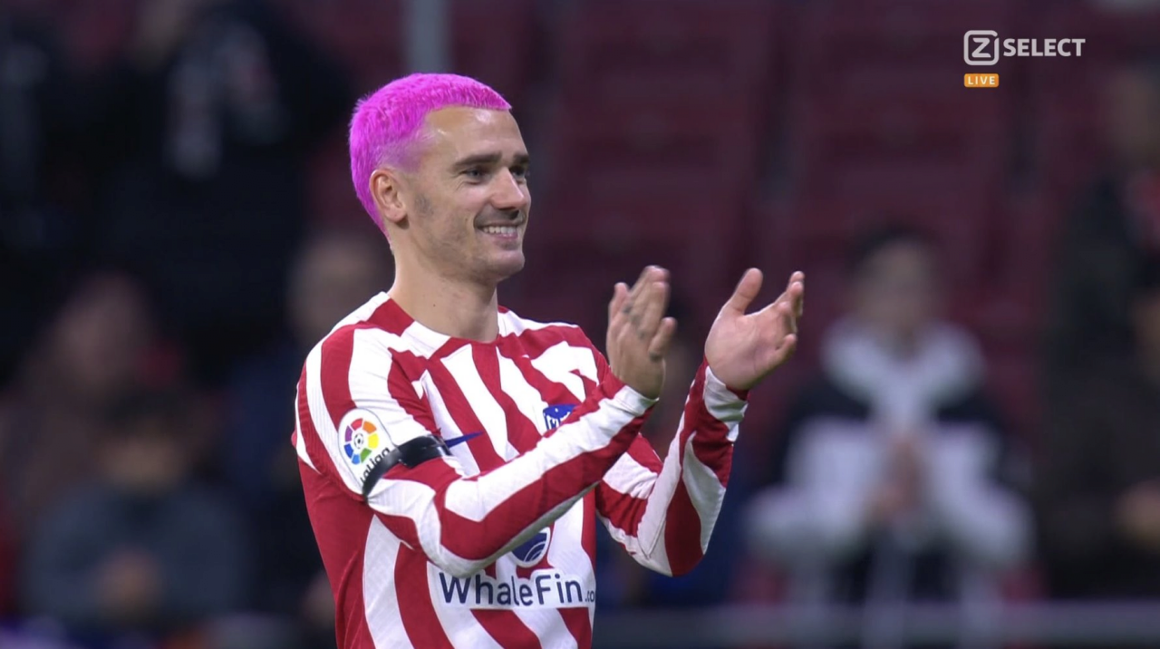 The Griezmann hair color that's playing right now (Laughing)jpg