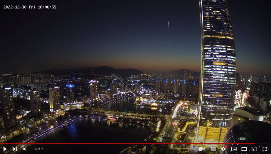 I got caught in Lotte Tower CCTV Everyone, check it out