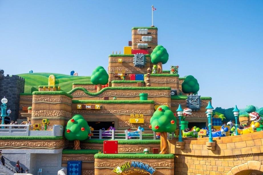 Osaka Universal Studio Mario World has amazing colors