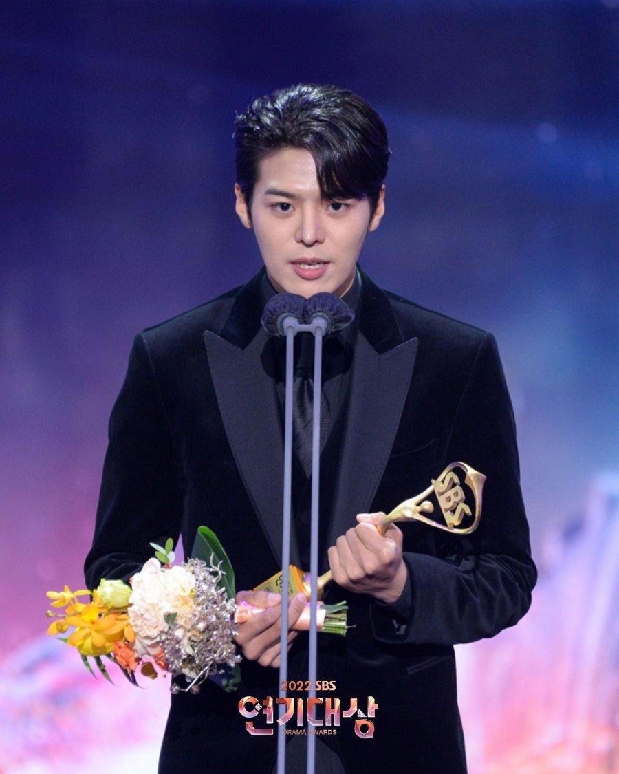 The winner of SBS Drama Awards