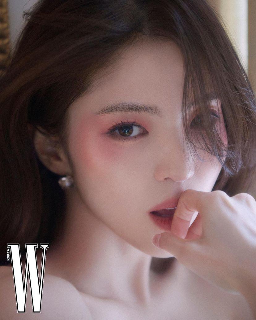 Han Sohee's W Korea photo