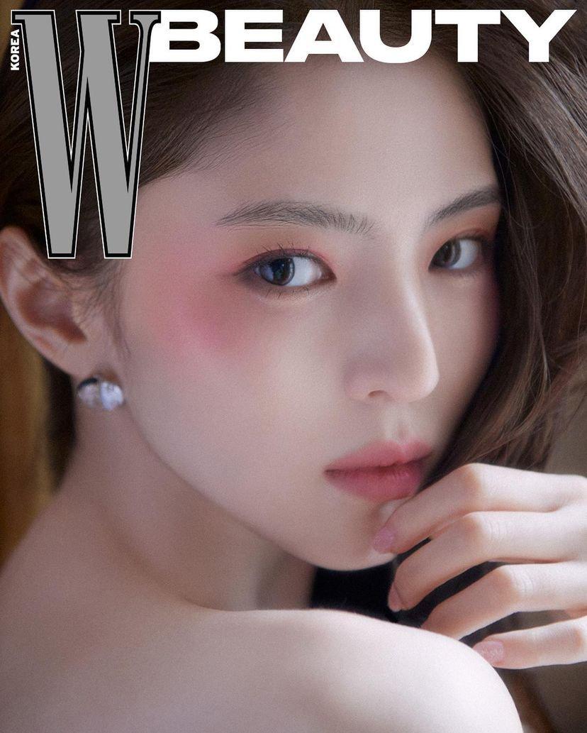 Han Sohee's W Korea photo