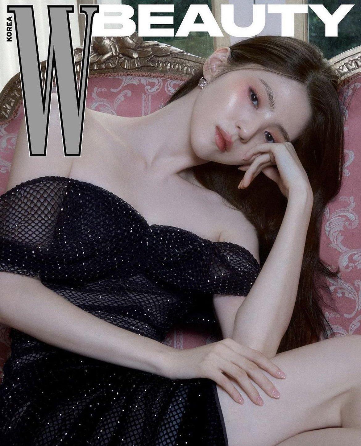 Han Sohee's W Korea photo