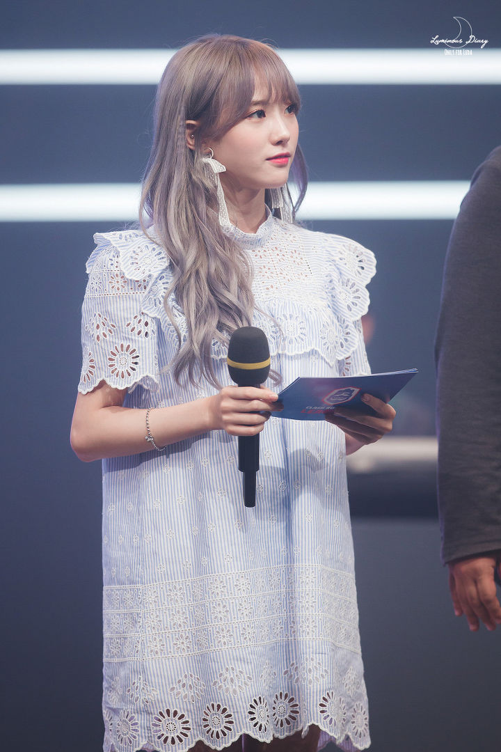 WJSN's cute Luda.