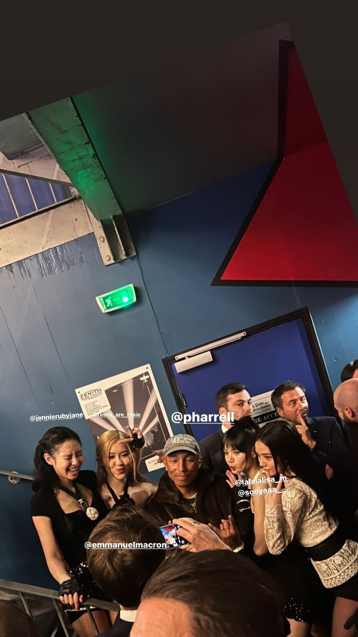 Blackpink and Pharrell Williams Take a Photo Unexpected Person