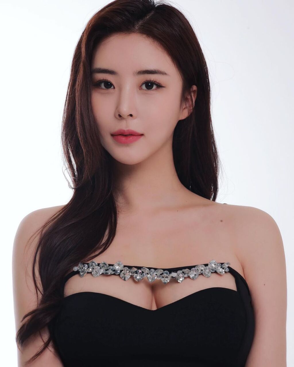 Model Yoo Chae-ryeon