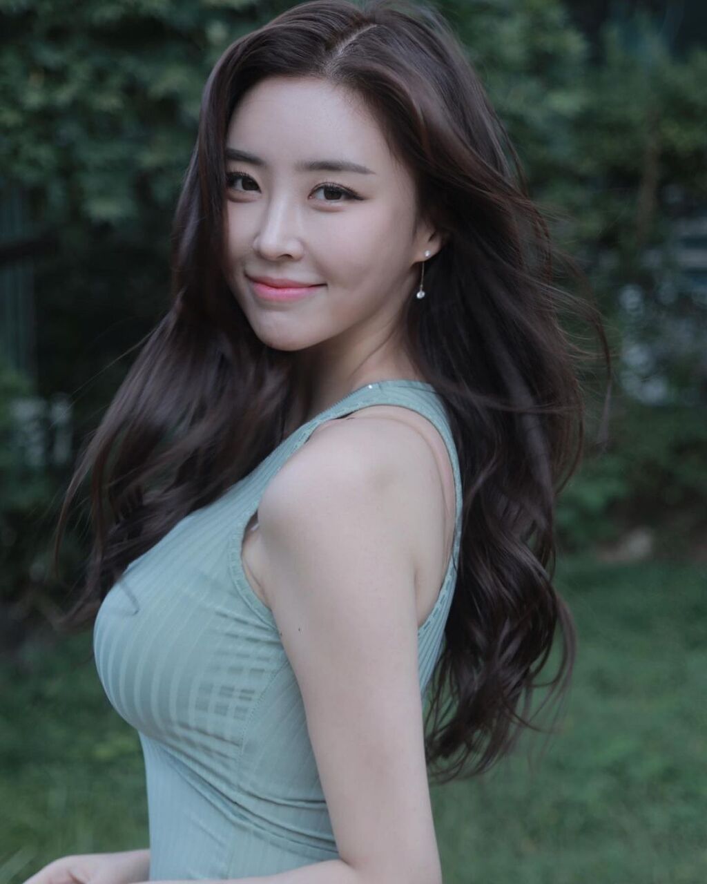 Model Yoo Chae-ryeon