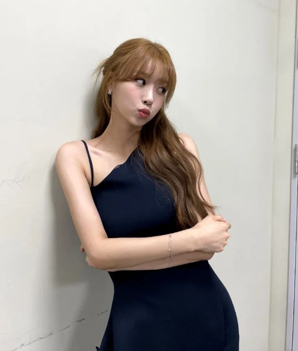 Mina, Mi-Joo. Great body.