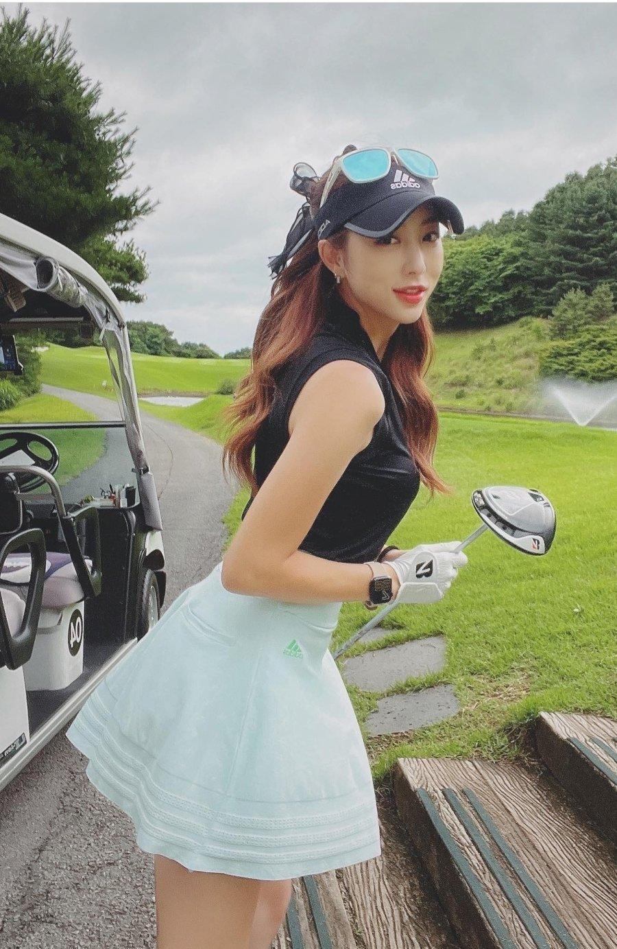 A beautiful golf instructor.jpg