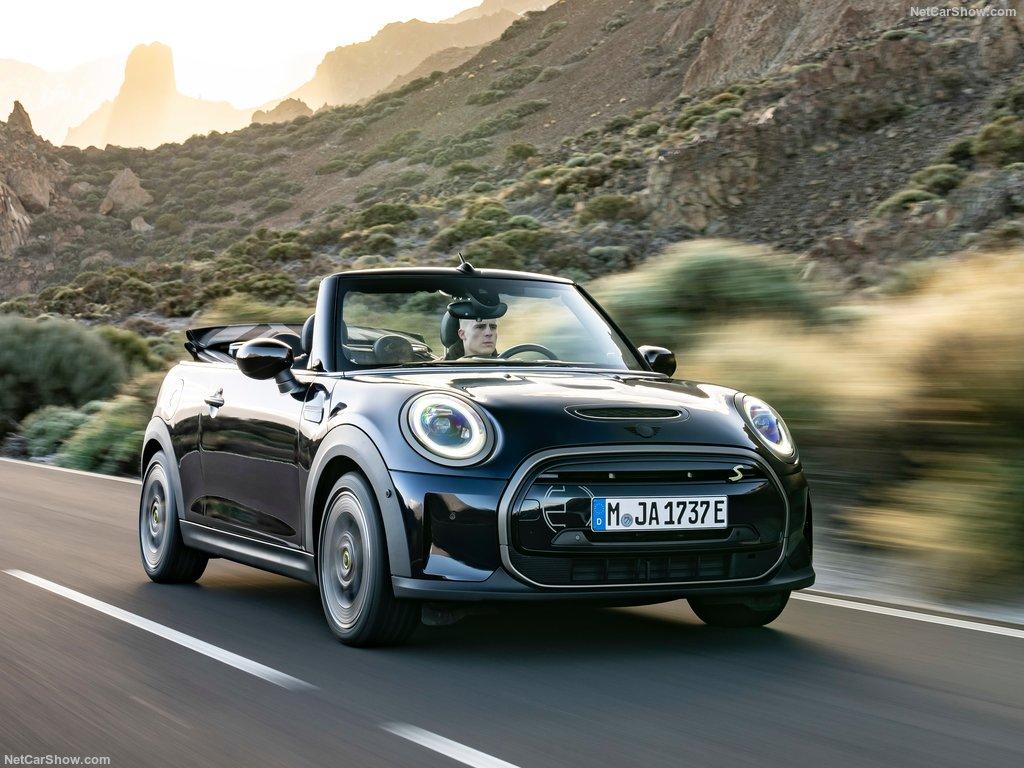 Mini Cooper SE Convertible