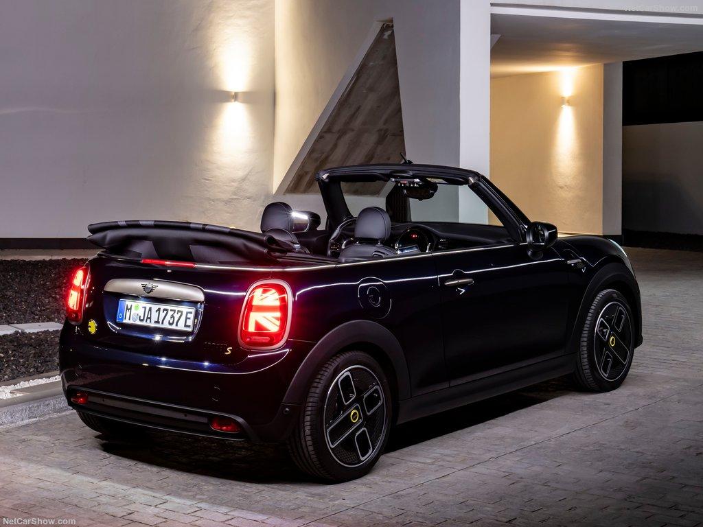 Mini Cooper SE Convertible