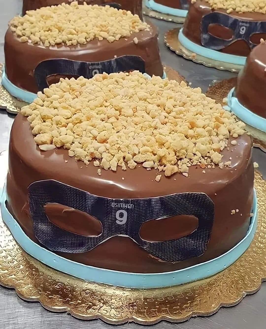 Kim Min-jae's colleague, Osimen chocolate cake.