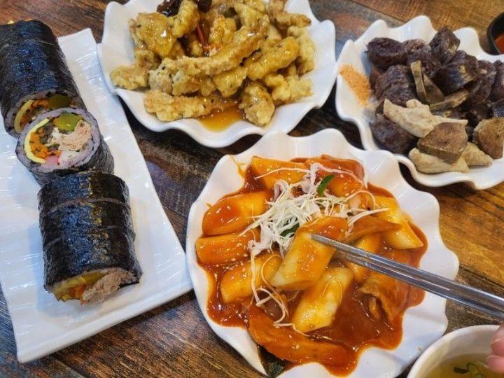 Sweet and sour pork restaurant that keeps increasing branches in Gwangju.jpg