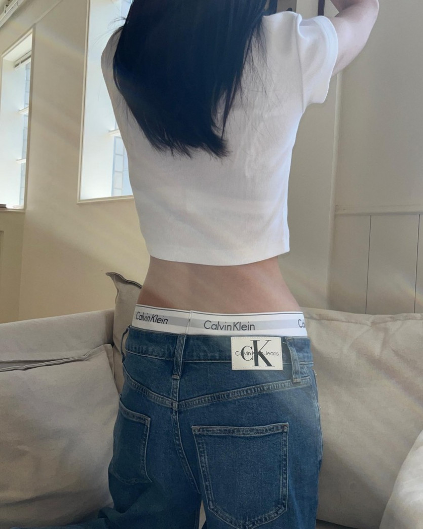 Calvin Klein WJSN Seol A.