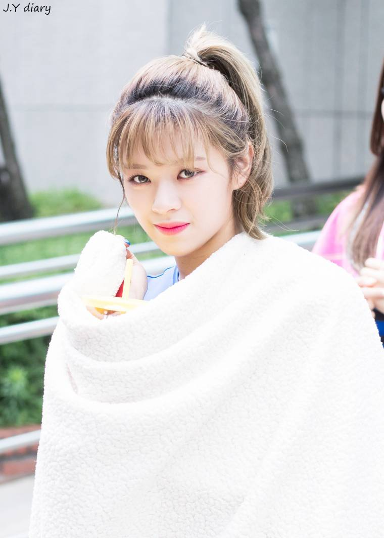 TWICE JEONGYEON.