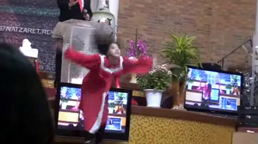 TWICE DAHYUN will explode someday because of her religion.