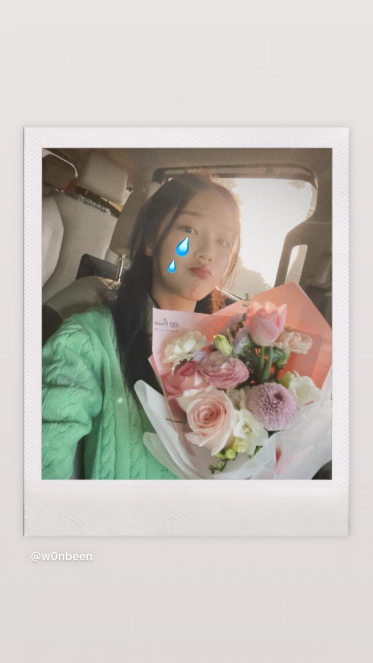 Chae Won Bin's Insta bouquet.