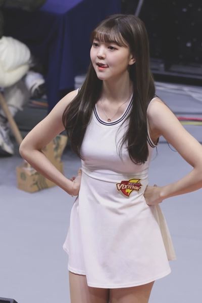 (SOUND)Yoo Soo-ah Cheerleader Innocent White Sleeveless Dress