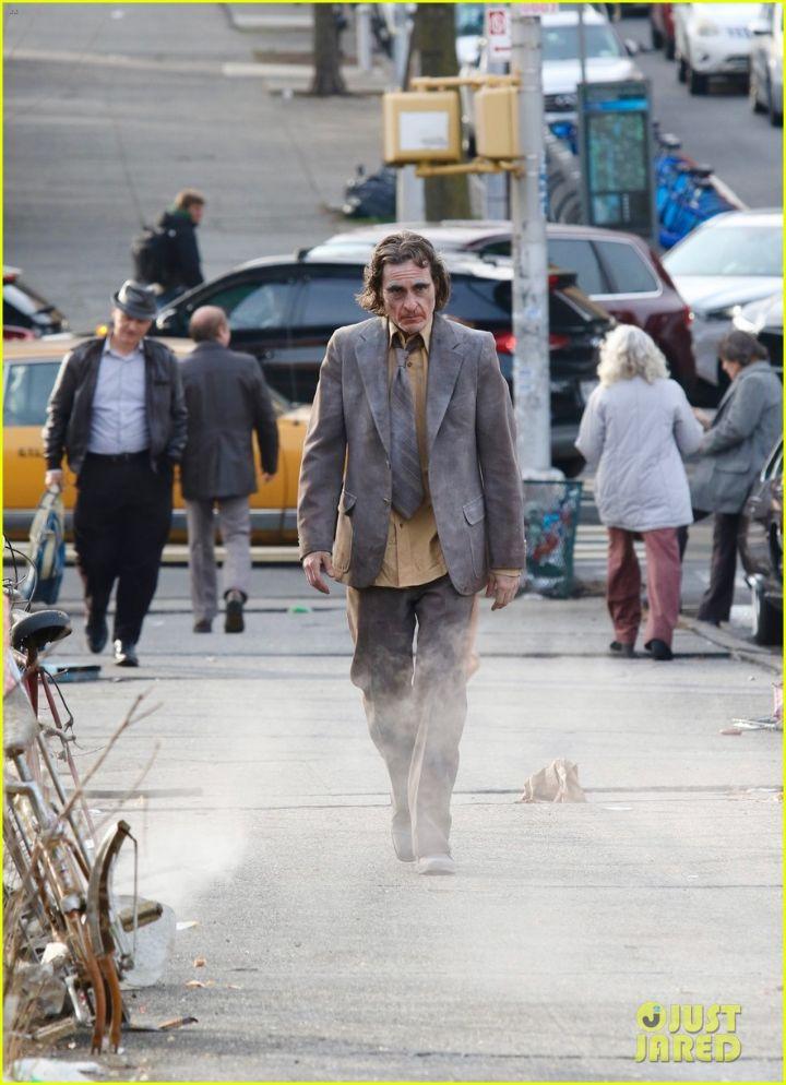 Joaquin Phoenix filming Joker 2