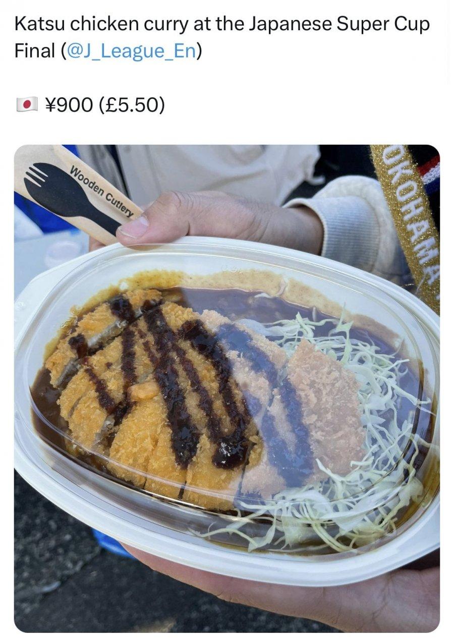 Japanese J-League spectators eat jpg.jpg