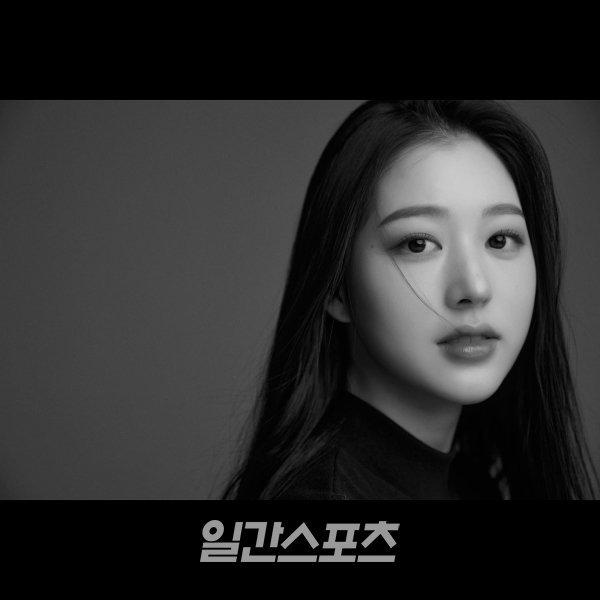 Jang Wonyoung's profile picture