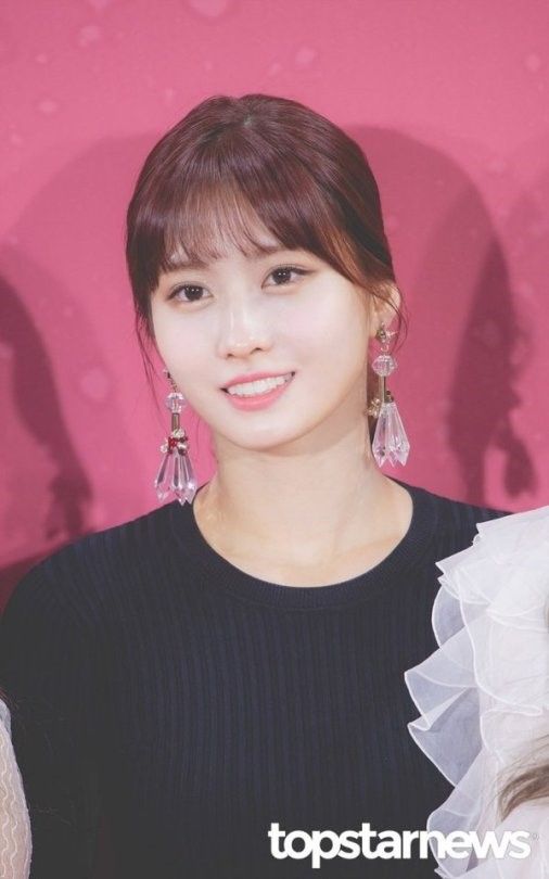 TWICE MOMO